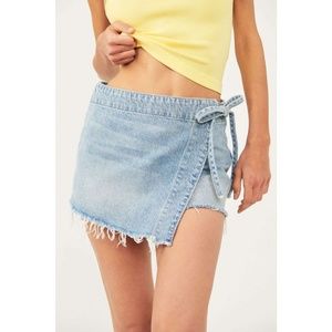 Free People Emmy Denim Mini Skort Size 6